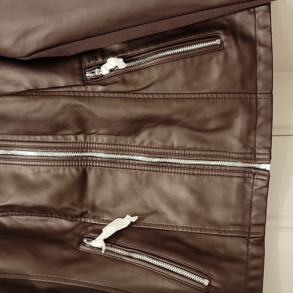 Express Vegan Leather Jacket - Picture 4 of 9